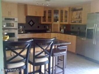 655 Dixon Kitchen