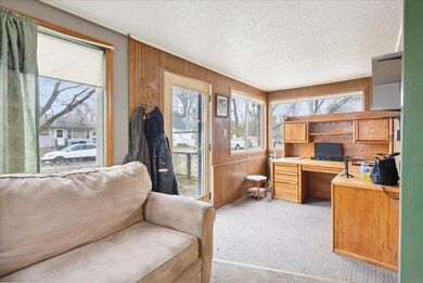 69 Zuma St, Waterloo, IA 50703 - photo 5