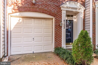 4152 Timber Log Way, Fairfax, VA 22030 - photo 5