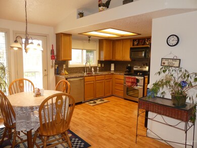 215 School Ave, Nampa, ID 83686 - photo 5