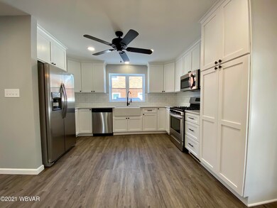 224 Center St, Lock Haven, PA 17745 - photo 3