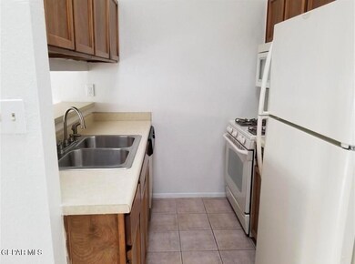 1316 Trudy Elaine Dr unit A, El Paso, TX 79936 - photo 6