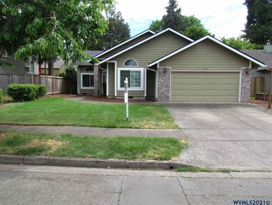 1858 Lemming Ave, Eugene, OR 97401 - photo 3
