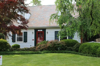 1768 Waltham Rd, Columbus, OH 43221 - photo 2