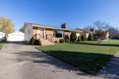 1151 Ellsmere NE-22