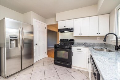 502 Waltham Ln, Perkasie, PA 18944 - photo 6