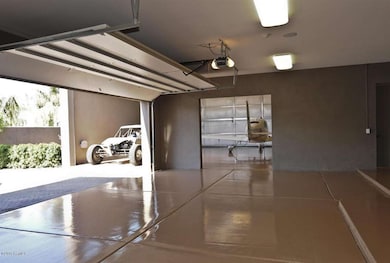 Garage_Detail