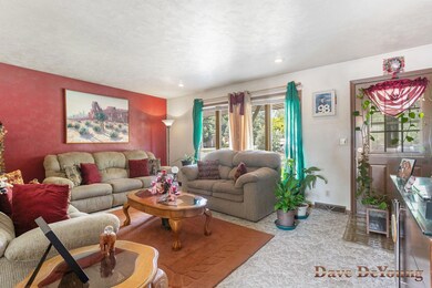 14-web-or-mls-112 Surry Oak Dr, Holland-