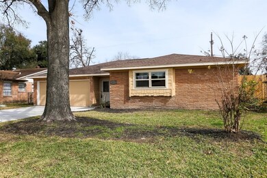 6019 Pebble Ln, Houston, TX 77087 - photo 3