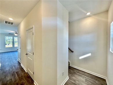 582 Seaborn Cir, Anderson, SC 29625 - photo 3