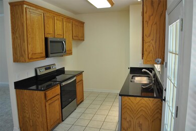 1629 W Washington St, Denison, TX 75020 - photo 3