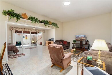 11018 W Thunderbird Blvd, Sun City, AZ 85351 - photo 6