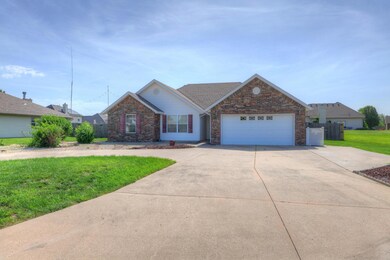 603 Rose Ln, Carl Junction, MO 64834 - photo 2