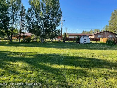 8A36993F-AA57-42A5-B7A5-580641810377