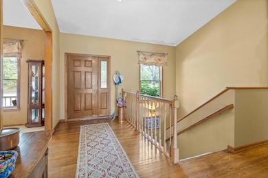 1807 emerald ct-05