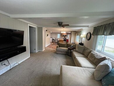 Entry into Livingroom