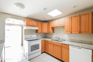 7956 E Victoria Dr, Tucson, AZ 85730 - photo 6