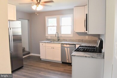 22 Hazel Ave, Halethorpe, MD 21227 - photo 5