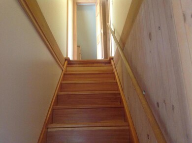 32 OPR stairs