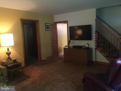 4904 Ridge Rd, Rosedale, MD 21237 - photo 4