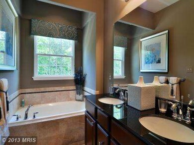 7204 Dorchester Woods Ln unit C, Hanover, MD 21076 - photo 5