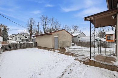 235 Mainzer St, Saint Paul, MN 55118 - photo 5