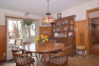 402 Central Ave, Johnston, RI 02919 - photo 7