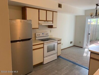 519 Elk Cir, Ballston Spa, NY 12020 - photo 5