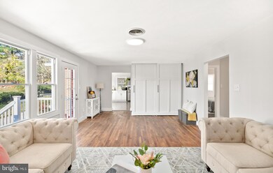 802 Tritapoe Dr, Knoxville, MD 21758 - photo 4