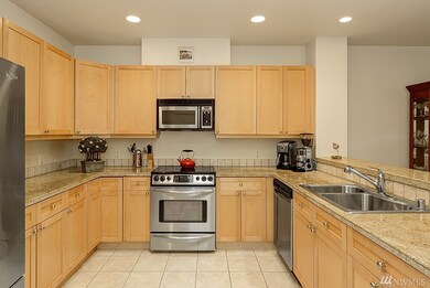 126 3rd Ave N unit 304, Edmonds, WA 98020 - photo 4