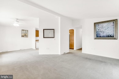 4 Mockingbird Ct, Bechtelsville, PA 19505 - photo 4