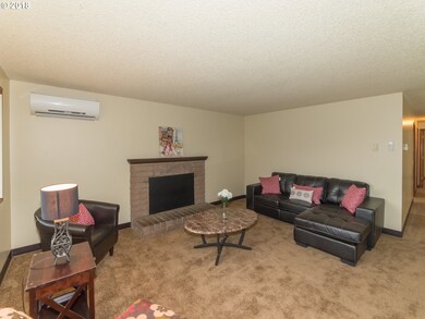 1690 Elanco Ave, Eugene, OR 97408 - photo 5