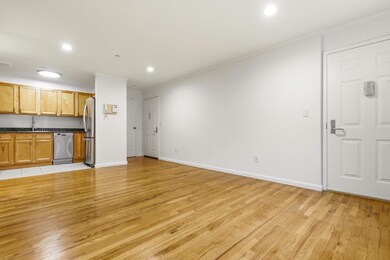 118-82 Metropolitan Ave unit 3A, Kew Gardens, NY 11415 - photo 7