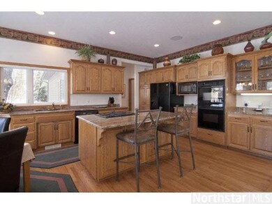 6254 Addington Ct, Eden Prairie, MN 55346 - photo 5