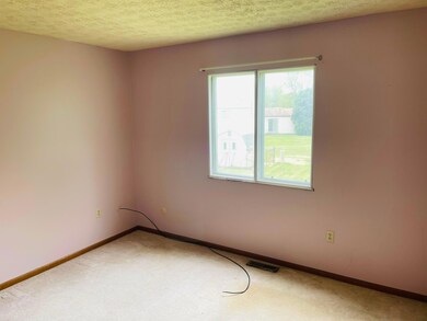 841 Upwoods Dr, Columbus, OH 43228 - photo 5