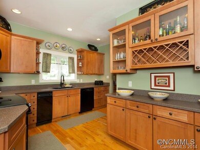Tons of counter space