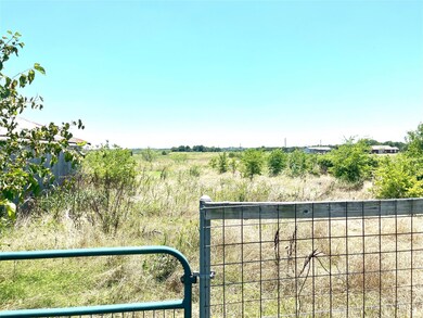 5951 Fm 1181, Ennis, TX 75119 - photo 4