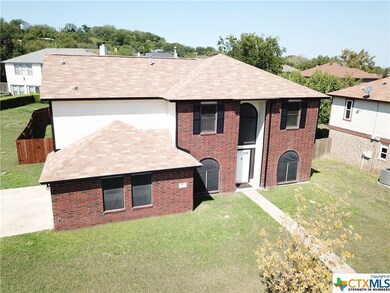 512 Bond St, Copperas Cove, TX 76522 - photo 2
