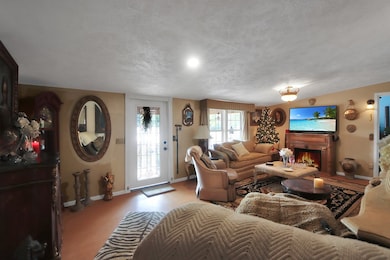 365 Jehu Rd, Wewahitchka, FL 32465 - photo 3