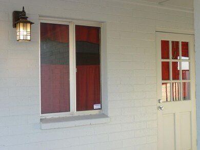 Side entryway