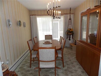 32 Tourtellot Hill Rd, Chepachet, RI 02814 - photo 4