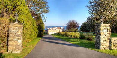 535 Tuckerman Ave, Middletown, RI 02842 - photo 3