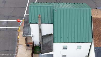 316 E Carroll St, Saint Clair, PA 17970 - photo 5