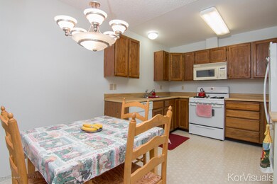 Ravenview Dining and Kitchen