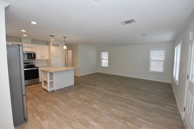 331 Trinidad Ln, Largo, FL 33770 - photo 7