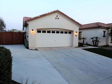 3 Car Tandem Garage