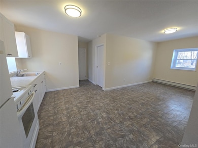 91 Holloran Rd, New Windsor, NY 12553 - photo 4