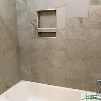 108 W 38th St, Savannah, GA 31401 - photo 5