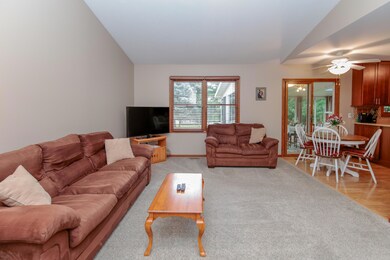 4684 Silverleaf-105