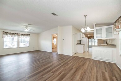 1845 Big Cypress Blvd unit 1104, Lakeland, FL 33810 - photo 4